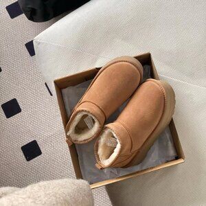UGG Australia Classic Ultra Mini Platform Boots